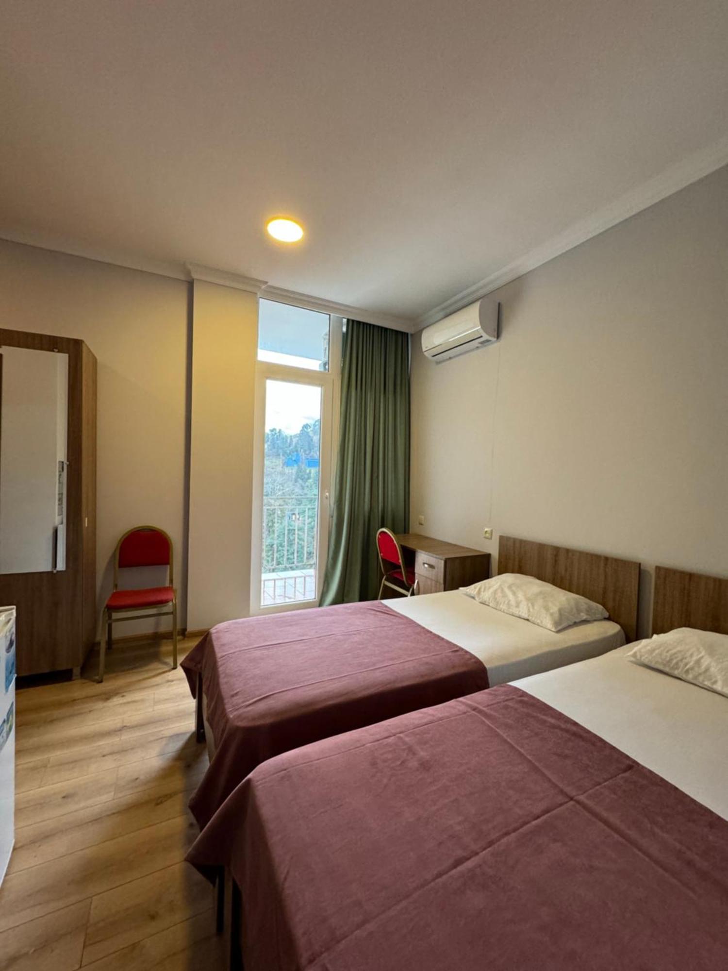 Colibri Apartment บาทูมิ ภายนอก รูปภาพ