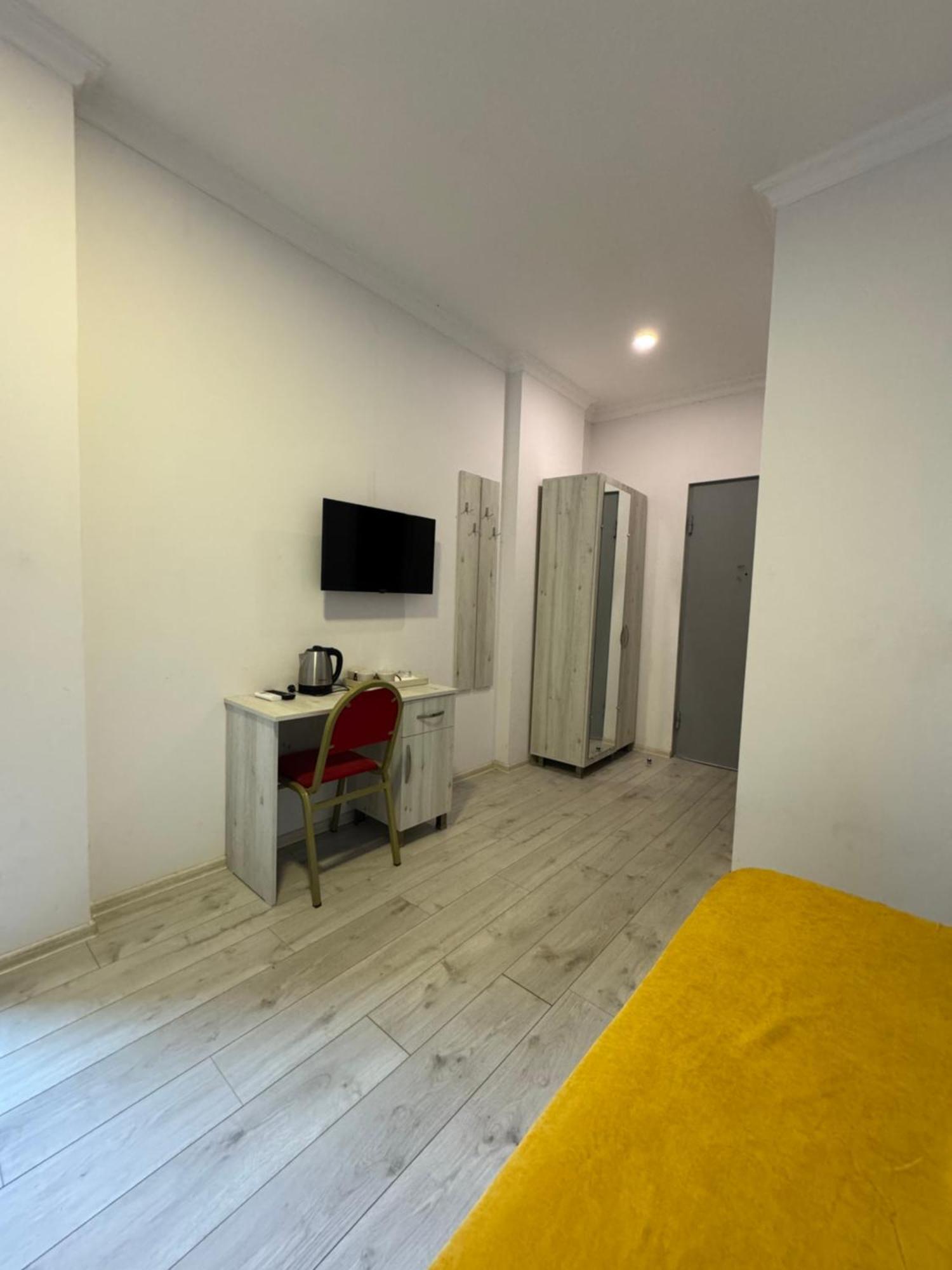 Colibri Apartment บาทูมิ ภายนอก รูปภาพ