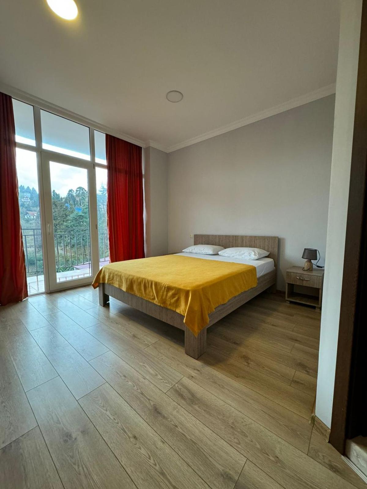 Colibri Apartment บาทูมิ ภายนอก รูปภาพ