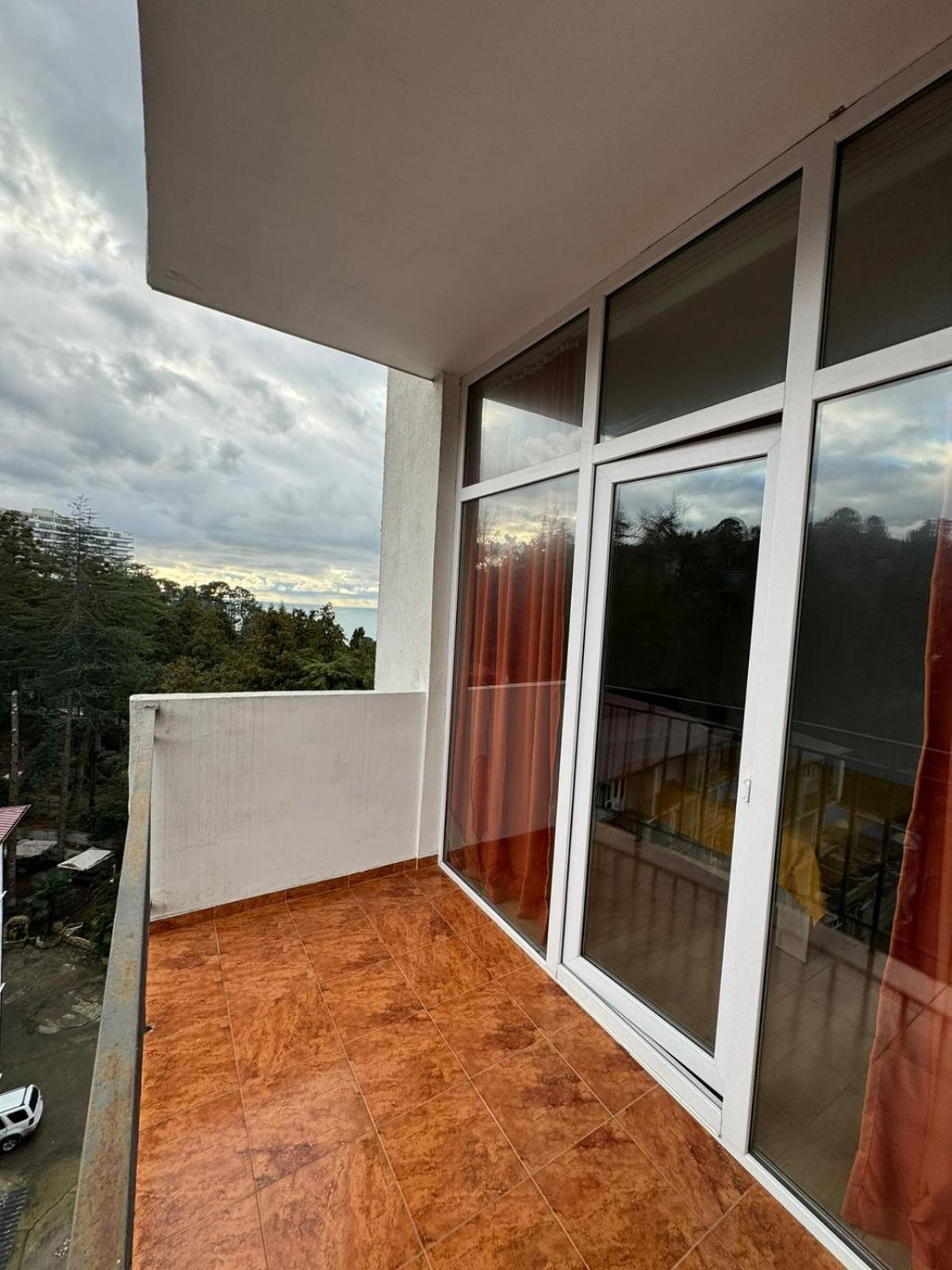 Colibri Apartment บาทูมิ ภายนอก รูปภาพ