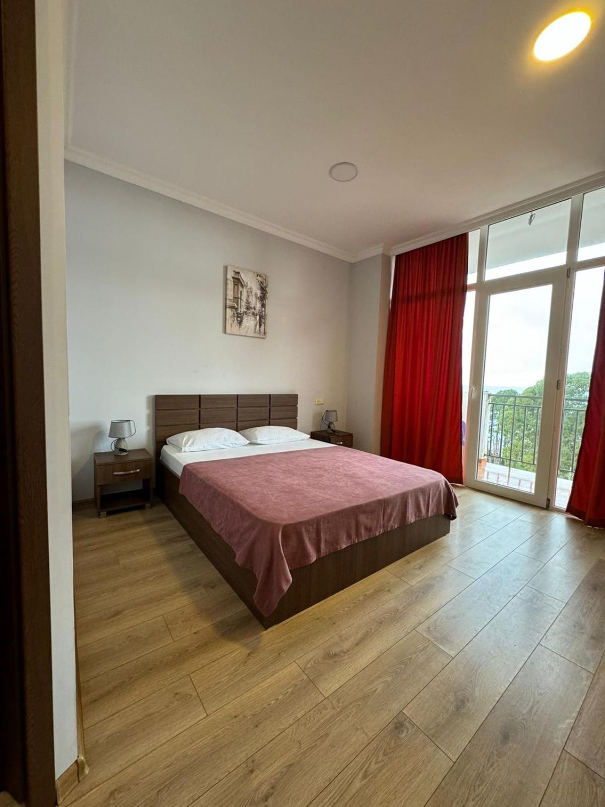 Colibri Apartment บาทูมิ ภายนอก รูปภาพ